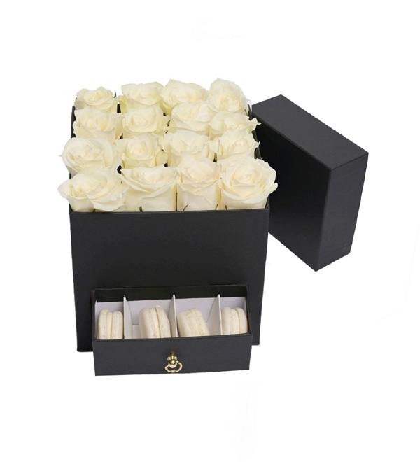 Elegant Black Gül Macaron