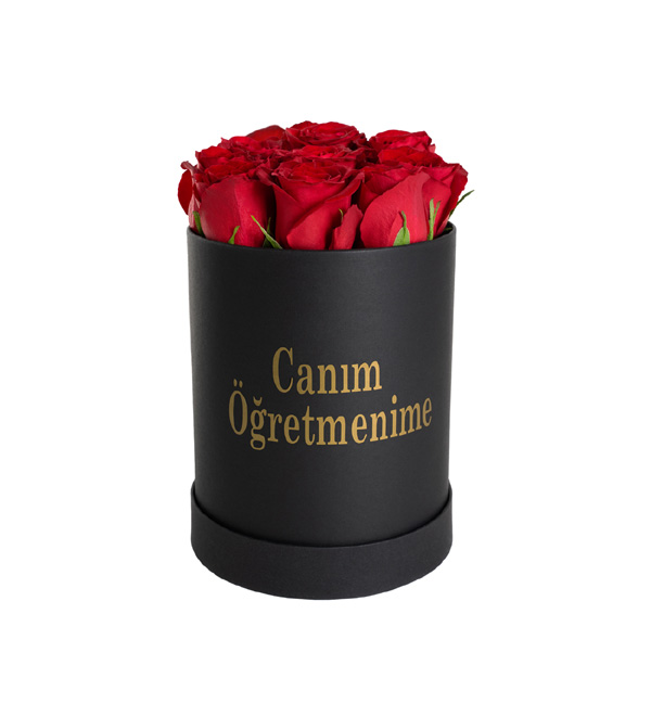 Öğretmenime Kutuda Kırmızı Güller