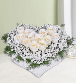 Zarafetin Simgesi 12 Beyaz G�l